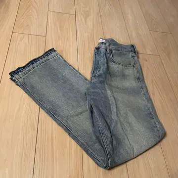 [ ZARA ] 라이트 블루 데님 스트레이트 레그