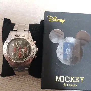Mickey Mouse 크로노그래프 시계