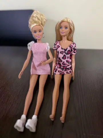 바비 인형 2체 세트