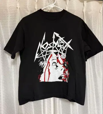 Destroy Lonely No Stylist Tour 2022 티셔츠