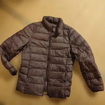 closshi 다운 자켓 M 사이즈