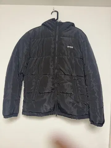 RTEG 블랙 다운 자켓 Medium