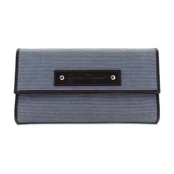 미사용급 Ferragamo 페라가모 보더 3단 폴더형 장지갑 여성용