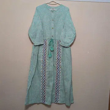 티티카카 민트 그린 자수 코튼 원피스 긴팔