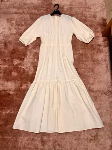 ASTRAET 아이보리 롱 원피스 7부 소매 머메이드