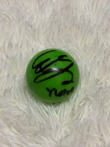 &TEAM 유마 YUMA 세컨드 앨범 사인볼