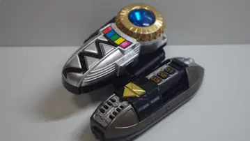 A3821 반다이 별수전대 긴가맨 전사의 고리 긴가블레스 DX