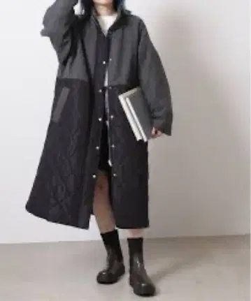 그레이/블랙 퀼팅 롱 코트