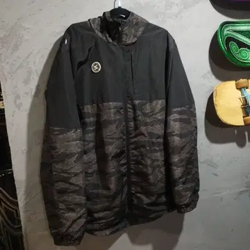 DC SHOES 카모플라쥬 나일론 자켓