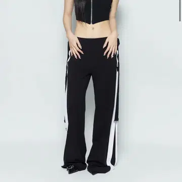 Red Thread S 루즈핏 콘트라스트 팬츠