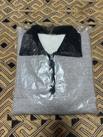 AtLast 하프 지퍼 맨투맨 투톤