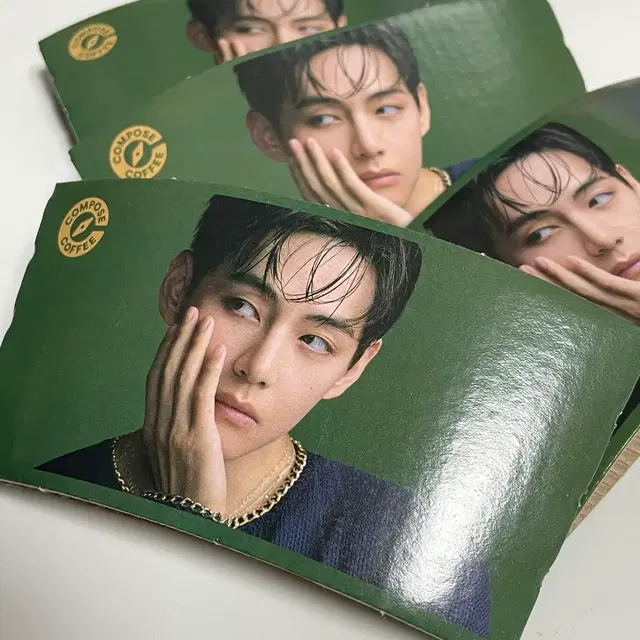 뷔 BTS 방탄 방탄소년단 V 김태형 태형 Taehyung 컴포즈 컵홀더