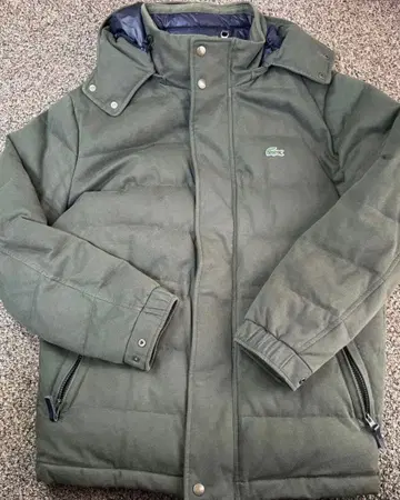 Lacoste 후드 부착 다운 자켓 올리브 그린