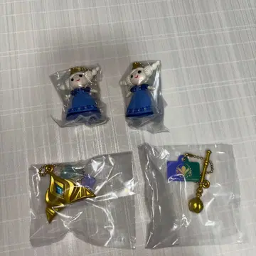 안나 카푸셀 토이