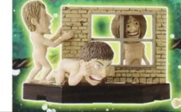 진격의 거인 피규어.