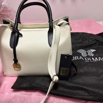 LAURA D I MAGGIO MILANO 화이트 핸드백