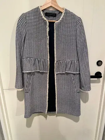 노카라 체크 자켓 네이비와 화이트