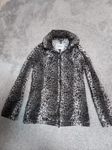 WILD PARTY 레오파드 무늬 후드 부착 자켓 사이즈 1