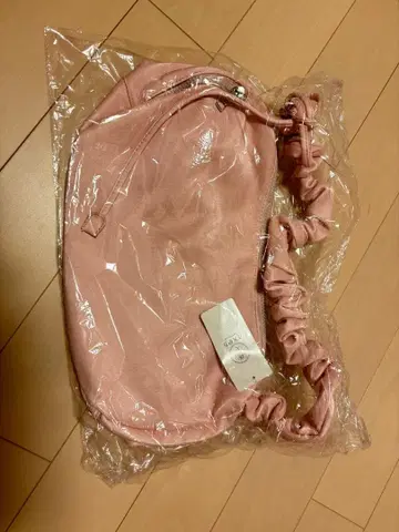 프릴 핸들 핑크 숄더백