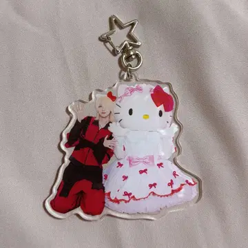 꿈 먹는 NEON 츠바키 산리오퓨로랜드 아크릴 키링