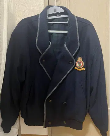 네이비 더블 브레스트 자켓 엠블럼 포함