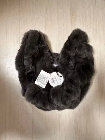 토끼 정가 25000엔 정도입니다**