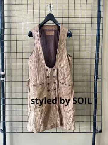 styled by SOIL PIG SKIN Long Vest 소일 베스트