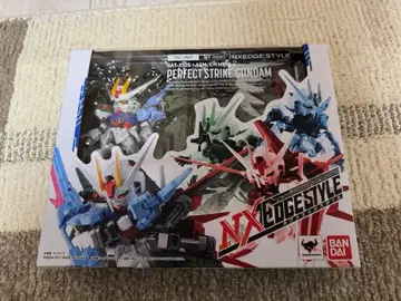 넥스엣지스타일 퍼펙트 스트라이크 건담 스탠드 결품