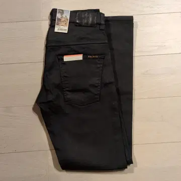 블랙 슬림 핏 데님 팬츠