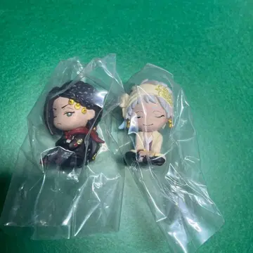 트위스테 어깨 쿵 스칼라비아 칼림 자밀