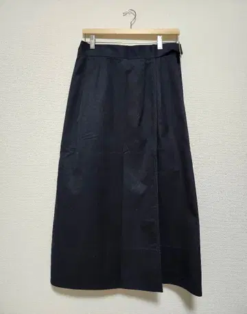 Demi-Luxe BEAMS 네이비 랩스커트