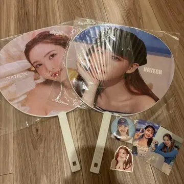 TWICE 나연 부채 캔 배지 트레이딩 카드 씰