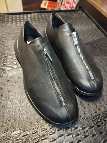 SNOBIS 지퍼 스니커즈