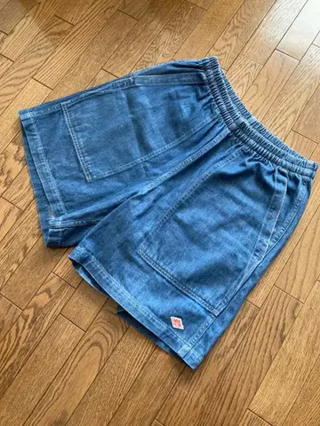 단톤 데님 숏팬츠 사이즈 38