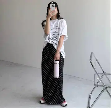 wee9s 도트 무늬 스커트 [ 블랙 ]