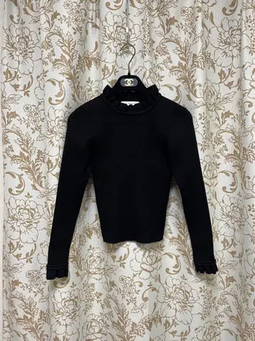 엠프리미어 리브 니트 블랙 36 사이즈