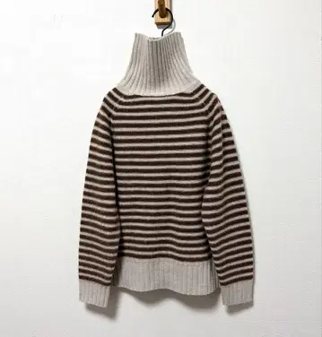 HAU 클라우드 보더 니트탑 울 캐시미어