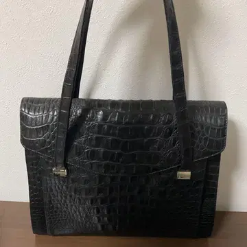 개점 세일 인기 새상품급 GRES 크로커다일 블랙 핸드백 1