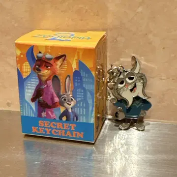 디즈니 스토어 시크릿 키링 주토피아 2 파우버트
