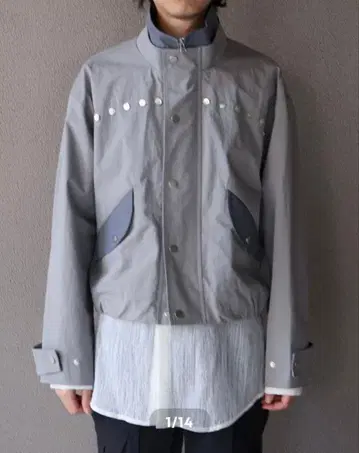 theworldisyouroyster COCOON Windbreaker