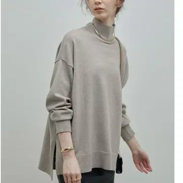 개럴개런트 [전신 골격 대응] 오버 터틀 니트