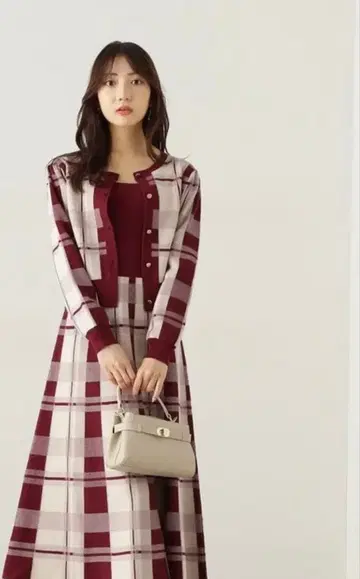 프로포션 바디 드레싱 니트 원피스 가디건