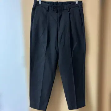 블랙 폴리에스테르 100% 슬랙스 테이퍼드