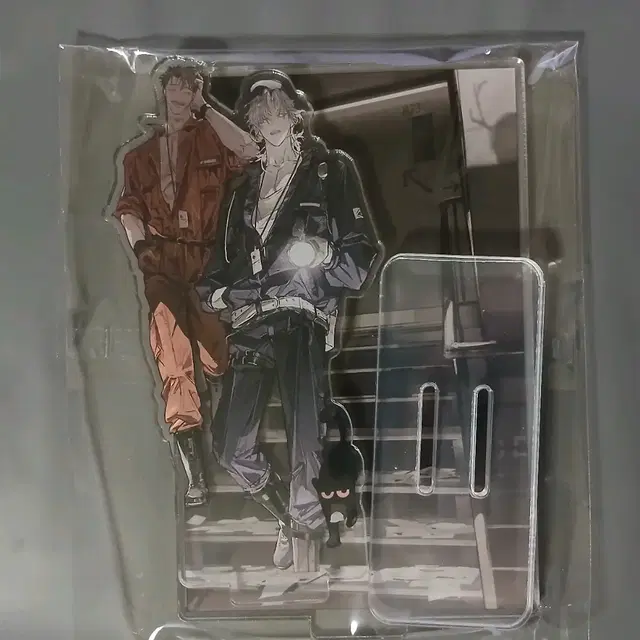 괴담출근 괴출 아크릴스탠드 디오라마 제삼 J3 박민성 김솔음 경비팀보안팀