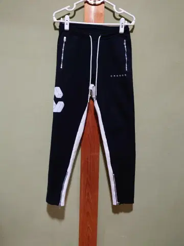 CRONOS 조거 팬츠 블랙