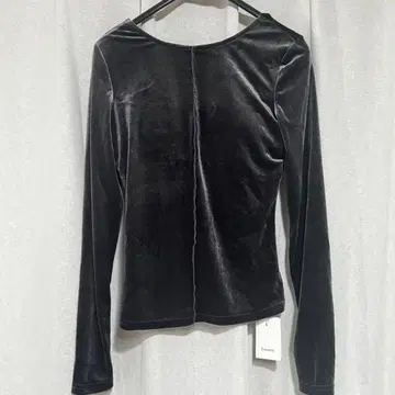 [ 미사용 새상품 ] Louere 벨로아 상의