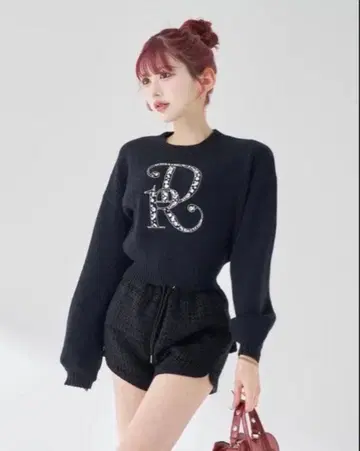 다리치 DR 비쥬 볼륨 리브 니트탑 블랙