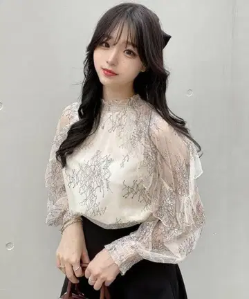 titty&Co. PETIT by poyo 레이스 블라우스