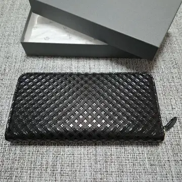 인덴야 장지갑 라운드 지퍼