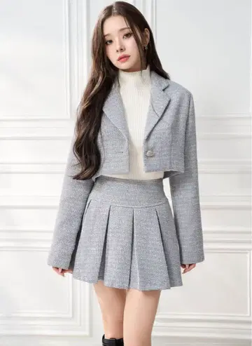 GRL 프리 라메 트위드 자켓 x 플리츠 미니 스커트 셋업